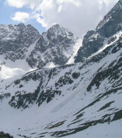 http://www.montagna.org/files/immaginisito/image/Aprile08/nacam.jpg